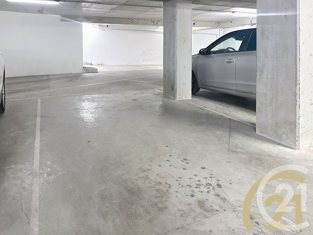 Afficher la photo en grand parking à vendre - 12.0 m2 - VILLEJUIF - 94 - ILE-DE-FRANCE - Century 21 K.B. Immobilier