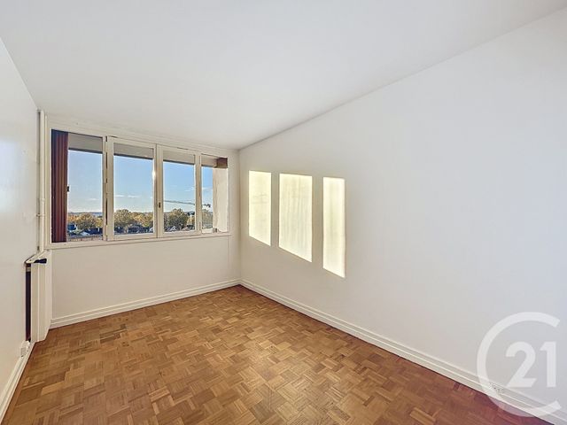 Appartement F3 à vendre - 3 pièces - 54.83 m2 - L HAY LES ROSES - 94 - ILE-DE-FRANCE - Century 21 K.B. Immobilier