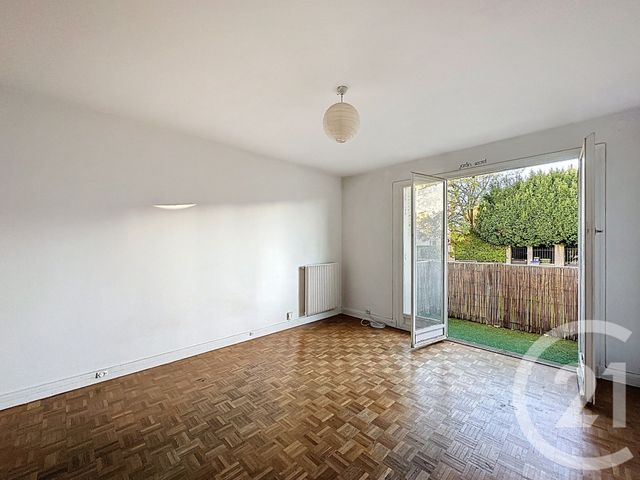 Appartement F2 à vendre - 2 pièces - 47.52 m2 - L HAY LES ROSES - 94 - ILE-DE-FRANCE - Century 21 K.B. Immobilier