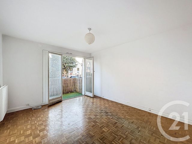 Appartement F2 à vendre - 2 pièces - 47.52 m2 - L HAY LES ROSES - 94 - ILE-DE-FRANCE - Century 21 K.B. Immobilier