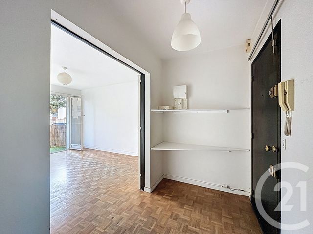 Appartement F2 à vendre - 2 pièces - 47.52 m2 - L HAY LES ROSES - 94 - ILE-DE-FRANCE - Century 21 K.B. Immobilier