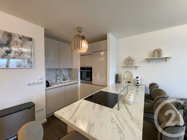 Afficher la photo en grand Appartement à louer - 3 pièces - 58.95 m2 - VILLEJUIF - 94 - ILE-DE-FRANCE - Century 21 K.B. Immobilier