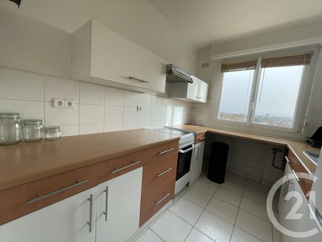 Appartement F2 à louer - 2 pièces - 42.96 m2 - VILLEJUIF - 94 - ILE-DE-FRANCE - Century 21 K.B. Immobilier