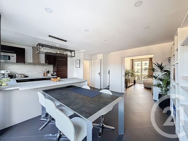 Appartement T4 à vendre - 4 pièces - 74.9 m2 - VILLEJUIF - 94 - ILE-DE-FRANCE - Century 21 K.B. Immobilier