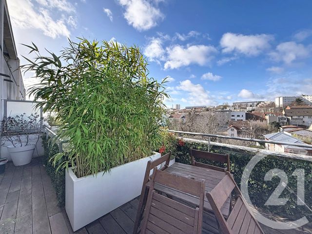 Appartement T4 à vendre - 4 pièces - 74.9 m2 - VILLEJUIF - 94 - ILE-DE-FRANCE - Century 21 K.B. Immobilier