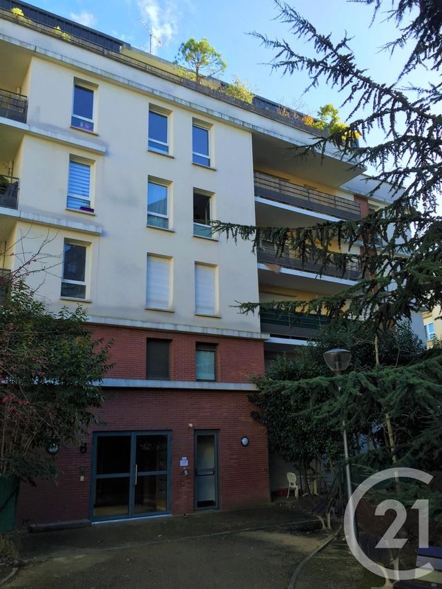 Appartement F2 à louer - 2 pièces - 42.17 m2 - VILLEJUIF - 94 - ILE-DE-FRANCE - Century 21 K.B. Immobilier