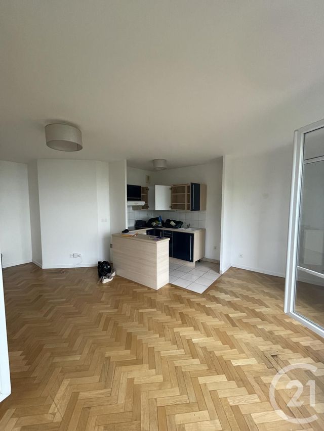 Appartement F2 à louer - 2 pièces - 42.17 m2 - VILLEJUIF - 94 - ILE-DE-FRANCE - Century 21 K.B. Immobilier
