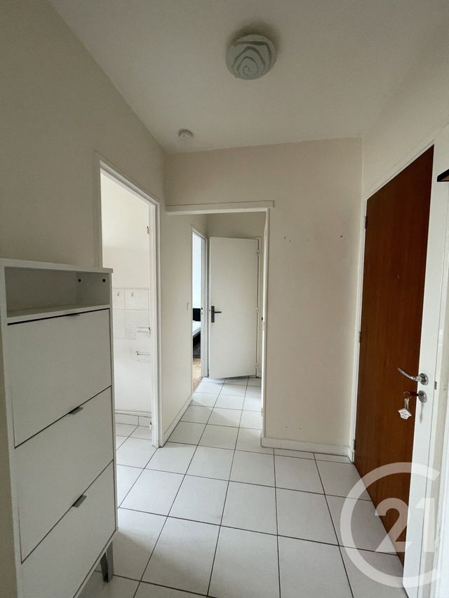 Appartement F2 à louer - 2 pièces - 42.96 m2 - VILLEJUIF - 94 - ILE-DE-FRANCE - Century 21 K.B. Immobilier