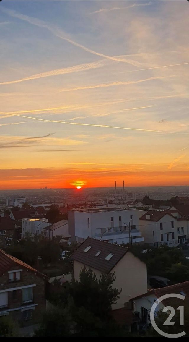 Appartement F2 à louer - 2 pièces - 42.96 m2 - VILLEJUIF - 94 - ILE-DE-FRANCE - Century 21 K.B. Immobilier