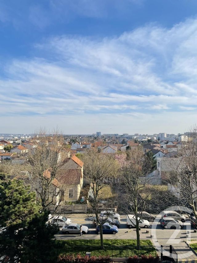 Appartement F2 à louer - 2 pièces - 42.96 m2 - VILLEJUIF - 94 - ILE-DE-FRANCE - Century 21 K.B. Immobilier