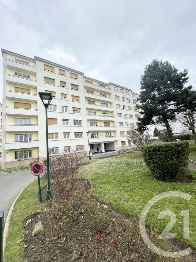 Appartement F2 à louer - 2 pièces - 42.96 m2 - VILLEJUIF - 94 - ILE-DE-FRANCE - Century 21 K.B. Immobilier