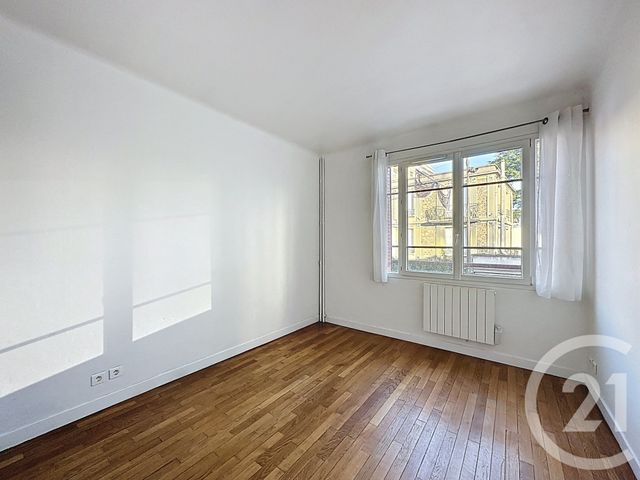 Appartement F4 à vendre - 4 pièces - 68.77 m2 - VILLEJUIF - 94 - ILE-DE-FRANCE - Century 21 K.B. Immobilier