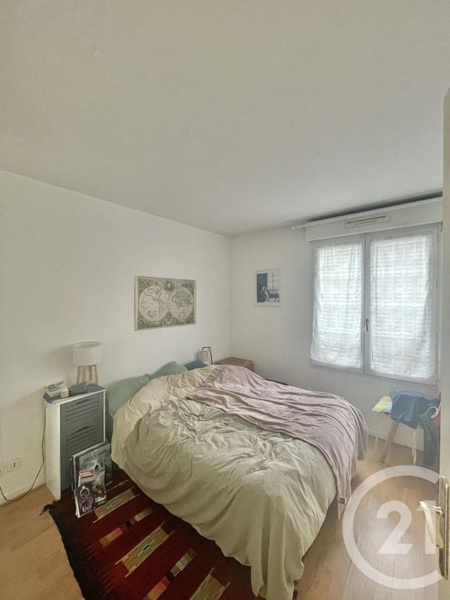 Appartement F3 à louer - 3 pièces - 53.83 m2 - CHATILLON - 92 - ILE-DE-FRANCE - Century 21 K.B. Immobilier
