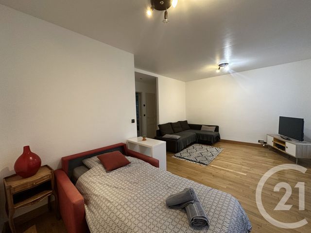 Appartement F2 à louer - 2 pièces - 42.31 m2 - CACHAN - 94 - ILE-DE-FRANCE - Century 21 K.B. Immobilier