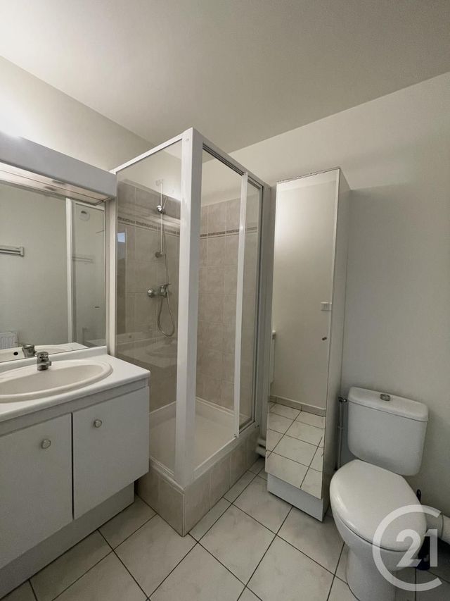 Appartement F1 à louer - 1 pièce - 22.83 m2 - VILLEJUIF - 94 - ILE-DE-FRANCE - Century 21 K.B. Immobilier