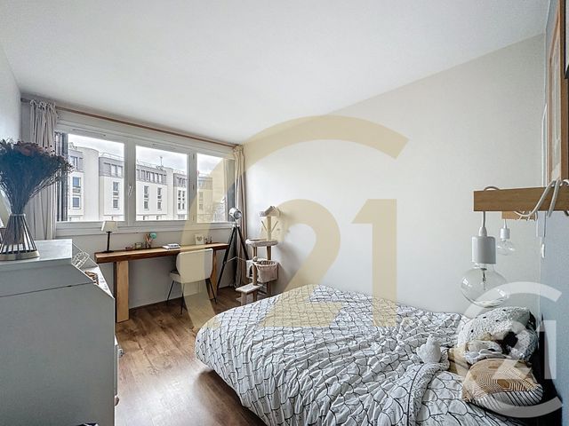 Appartement F3 à vendre - 3 pièces - 60.76 m2 - VILLEJUIF - 94 - ILE-DE-FRANCE - Century 21 K.B. Immobilier