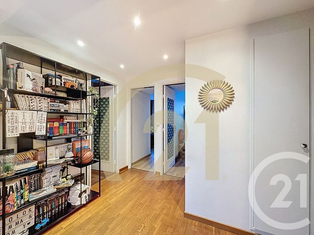 Appartement F3 à vendre - 3 pièces - 60.76 m2 - VILLEJUIF - 94 - ILE-DE-FRANCE - Century 21 K.B. Immobilier