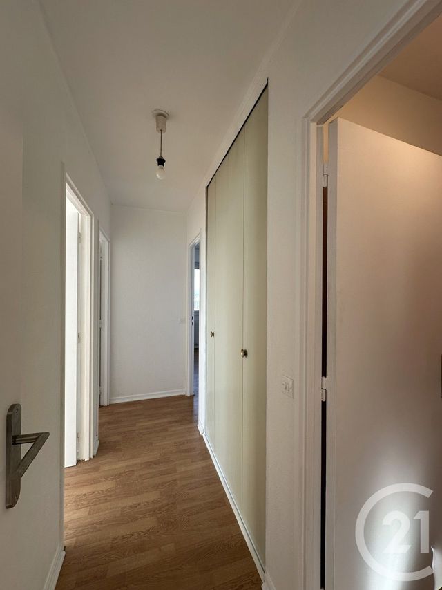 Appartement F4 à louer - 4 pièces - 76.99 m2 - VILLEJUIF - 94 - ILE-DE-FRANCE - Century 21 K.B. Immobilier