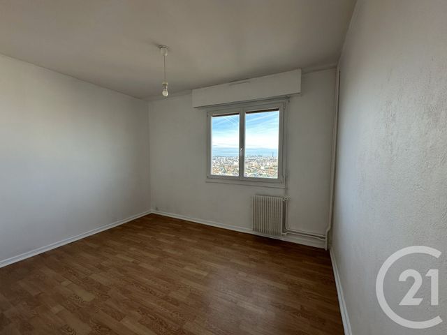 Appartement F4 à louer - 4 pièces - 76.99 m2 - VILLEJUIF - 94 - ILE-DE-FRANCE - Century 21 K.B. Immobilier