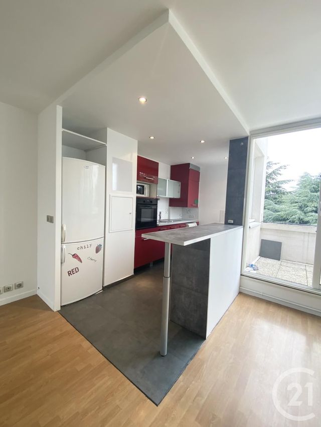 Appartement F4 à louer - 4 pièces - 75.78 m2 - VILLEJUIF - 94 - ILE-DE-FRANCE - Century 21 K.B. Immobilier