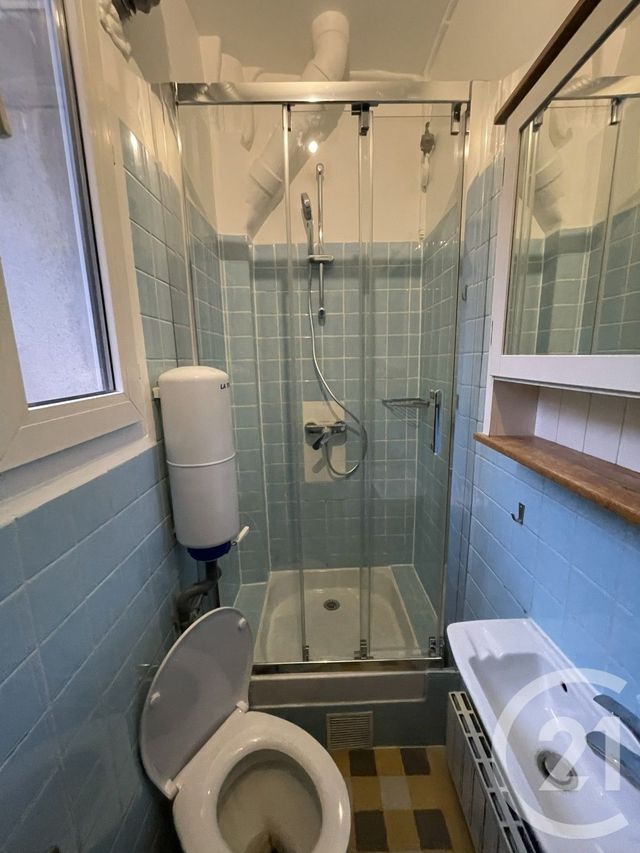 Appartement Studio à louer - 1 pièce - 23.05 m2 - VILLEJUIF - 94 - ILE-DE-FRANCE - Century 21 K.B. Immobilier