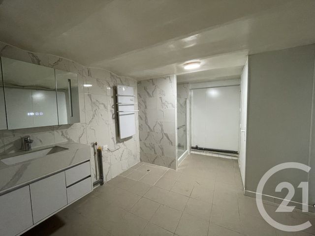 maison à louer - 3 pièces - 69.47 m2 - VILLEJUIF - 94 - ILE-DE-FRANCE - Century 21 K.B. Immobilier