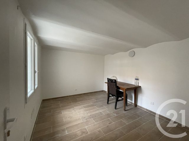 maison à louer - 3 pièces - 69.47 m2 - VILLEJUIF - 94 - ILE-DE-FRANCE - Century 21 K.B. Immobilier