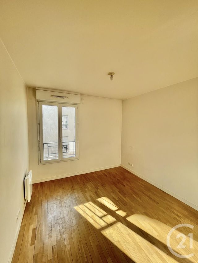 Appartement F3 à louer - 3 pièces - 59.75 m2 - VILLEJUIF - 94 - ILE-DE-FRANCE - Century 21 K.B. Immobilier