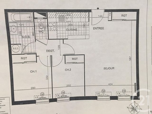 Appartement F3 à louer - 3 pièces - 59.75 m2 - VILLEJUIF - 94 - ILE-DE-FRANCE - Century 21 K.B. Immobilier