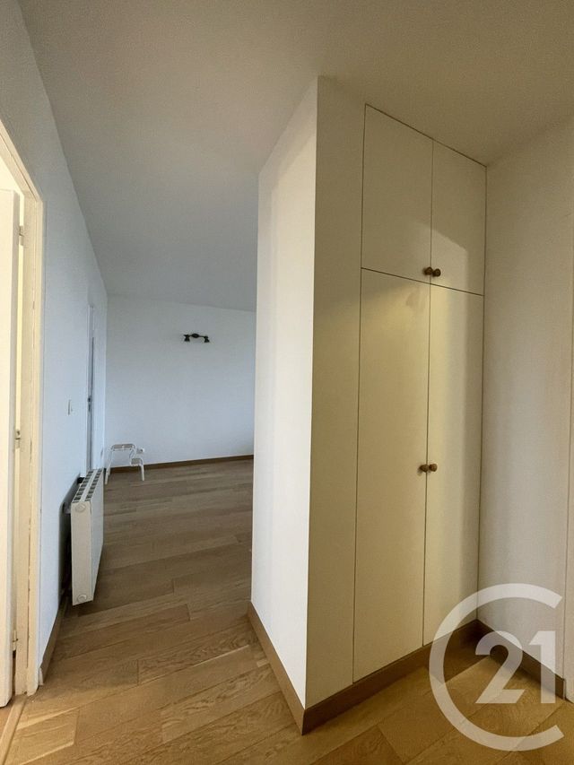 Appartement F3 à louer - 3 pièces - 50.56 m2 - VILLEJUIF - 94 - ILE-DE-FRANCE - Century 21 K.B. Immobilier