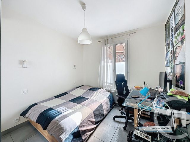 Appartement à vendre - 2 pièces - 25.62 m2 - VILLEJUIF - 94 - ILE-DE-FRANCE - Century 21 K.B. Immobilier