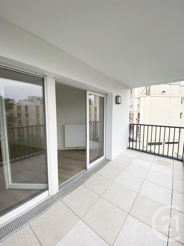 Appartement F3 à louer - 3 pièces - 66.5 m2 - VILLEJUIF - 94 - ILE-DE-FRANCE - Century 21 K.B. Immobilier