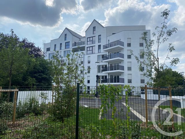 Appartement F3 à louer - 3 pièces - 66.5 m2 - VILLEJUIF - 94 - ILE-DE-FRANCE - Century 21 K.B. Immobilier