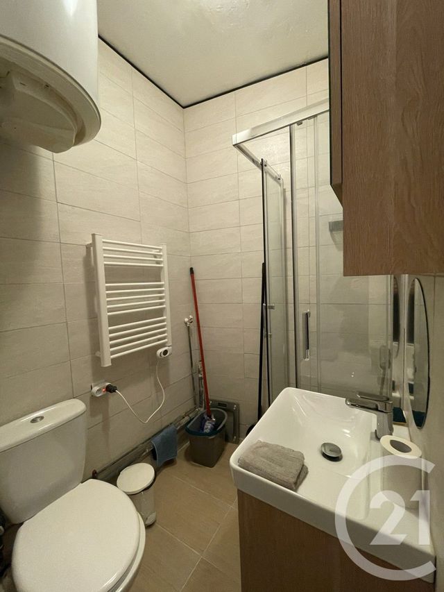 Appartement Studio à louer - 1 pièce - 15.65 m2 - VILLEJUIF - 94 - ILE-DE-FRANCE - Century 21 K.B. Immobilier