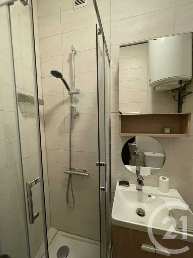 Appartement Studio à louer - 1 pièce - 15.65 m2 - VILLEJUIF - 94 - ILE-DE-FRANCE - Century 21 K.B. Immobilier