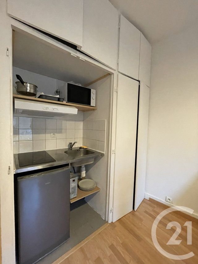 Appartement Studio à louer - 1 pièce - 15.65 m2 - VILLEJUIF - 94 - ILE-DE-FRANCE - Century 21 K.B. Immobilier