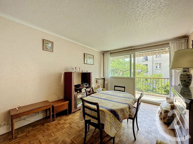 Appartement F1 à vendre - 1 pièce - 33.81 m2 - VILLEJUIF - 94 - ILE-DE-FRANCE - Century 21 K.B. Immobilier