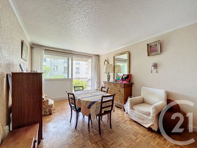 Appartement F1 à vendre - 1 pièce - 33.81 m2 - VILLEJUIF - 94 - ILE-DE-FRANCE - Century 21 K.B. Immobilier