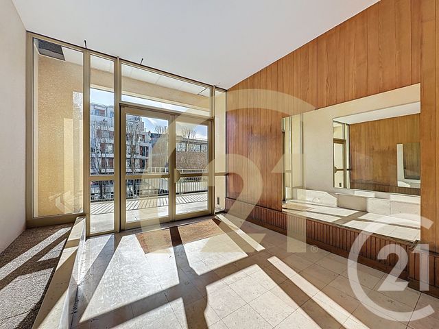 Appartement F2 à vendre - 2 pièces - 46.81 m2 - GENTILLY - 94 - ILE-DE-FRANCE - Century 21 K.B. Immobilier