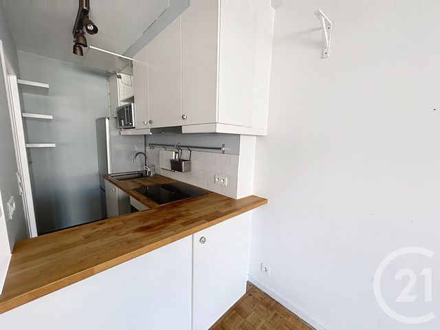 Appartement T1 à vendre - 1 pièce - 36.1 m2 - VILLEJUIF - 94 - ILE-DE-FRANCE - Century 21 K.B. Immobilier