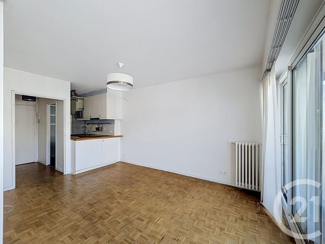 Appartement T1 à vendre - 1 pièce - 36.1 m2 - VILLEJUIF - 94 - ILE-DE-FRANCE - Century 21 K.B. Immobilier