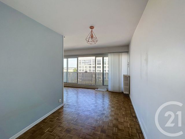 Appartement T1 à vendre - 1 pièce - 36.1 m2 - VILLEJUIF - 94 - ILE-DE-FRANCE - Century 21 K.B. Immobilier