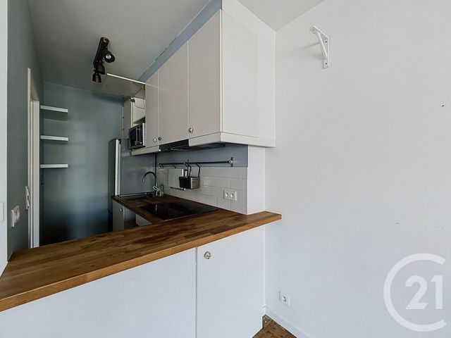 Appartement T1 à vendre - 1 pièce - 36.1 m2 - VILLEJUIF - 94 - ILE-DE-FRANCE - Century 21 K.B. Immobilier