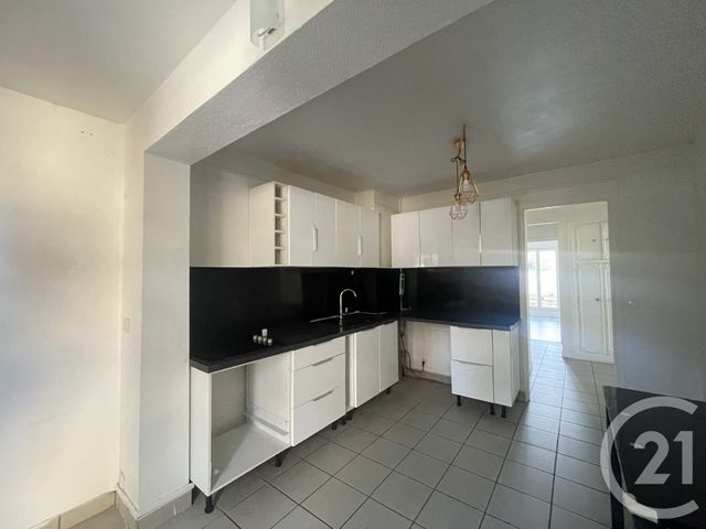 Appartement à louer - 3 pièces - 70.97 m2 - VITRY SUR SEINE - 94 - ILE-DE-FRANCE - Century 21 K.B. Immobilier