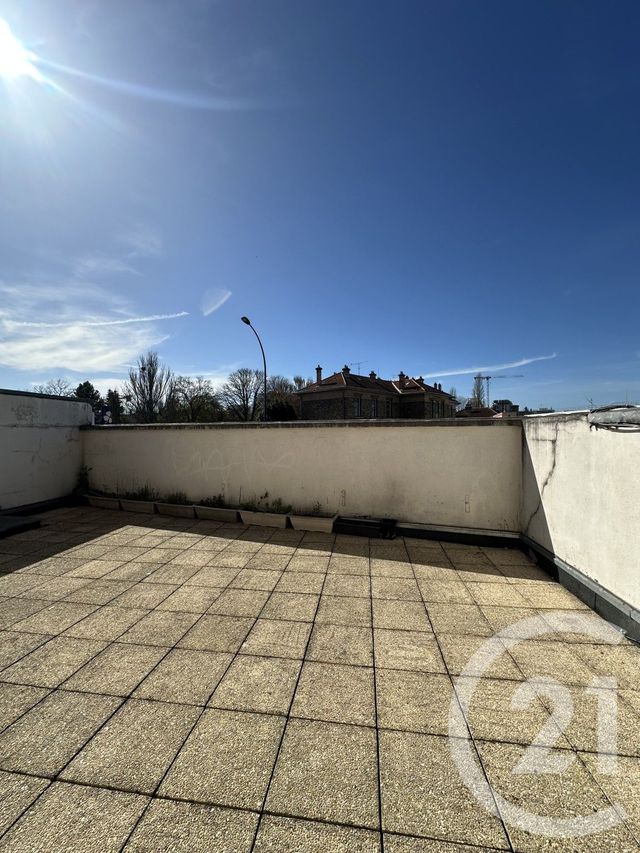 Appartement à louer - 3 pièces - 70.97 m2 - VITRY SUR SEINE - 94 - ILE-DE-FRANCE - Century 21 K.B. Immobilier