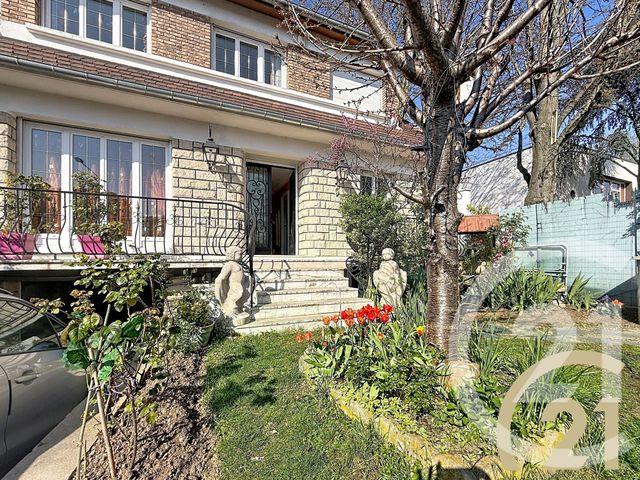 maison à vendre - 10 pièces - 160.0 m2 - VILLEJUIF - 94 - ILE-DE-FRANCE - Century 21 K.B. Immobilier