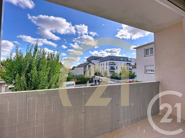 Appartement F2 à louer - 2 pièces - 52.5 m2 - VITRY SUR SEINE - 94 - ILE-DE-FRANCE - Century 21 K.B. Immobilier