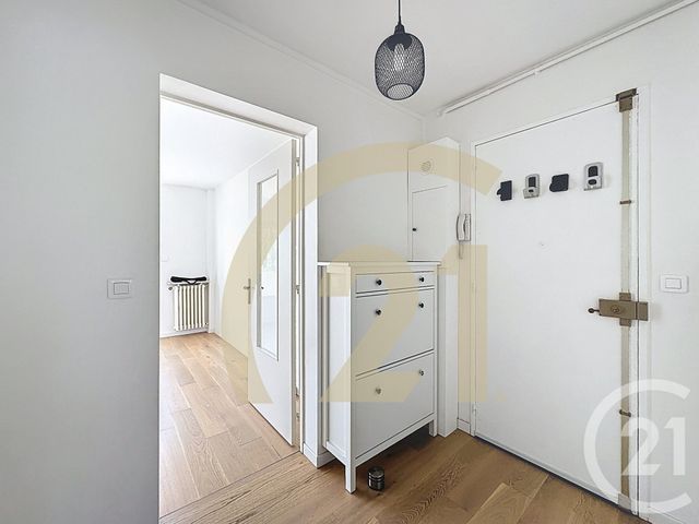 Appartement F2 à louer - 2 pièces - 52.5 m2 - VITRY SUR SEINE - 94 - ILE-DE-FRANCE - Century 21 K.B. Immobilier