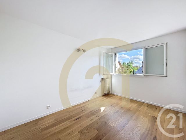 Appartement F2 à louer - 2 pièces - 52.5 m2 - VITRY SUR SEINE - 94 - ILE-DE-FRANCE - Century 21 K.B. Immobilier