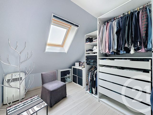 maison à vendre - 6 pièces - 96.16 m2 - VILLEJUIF - 94 - ILE-DE-FRANCE - Century 21 K.B. Immobilier